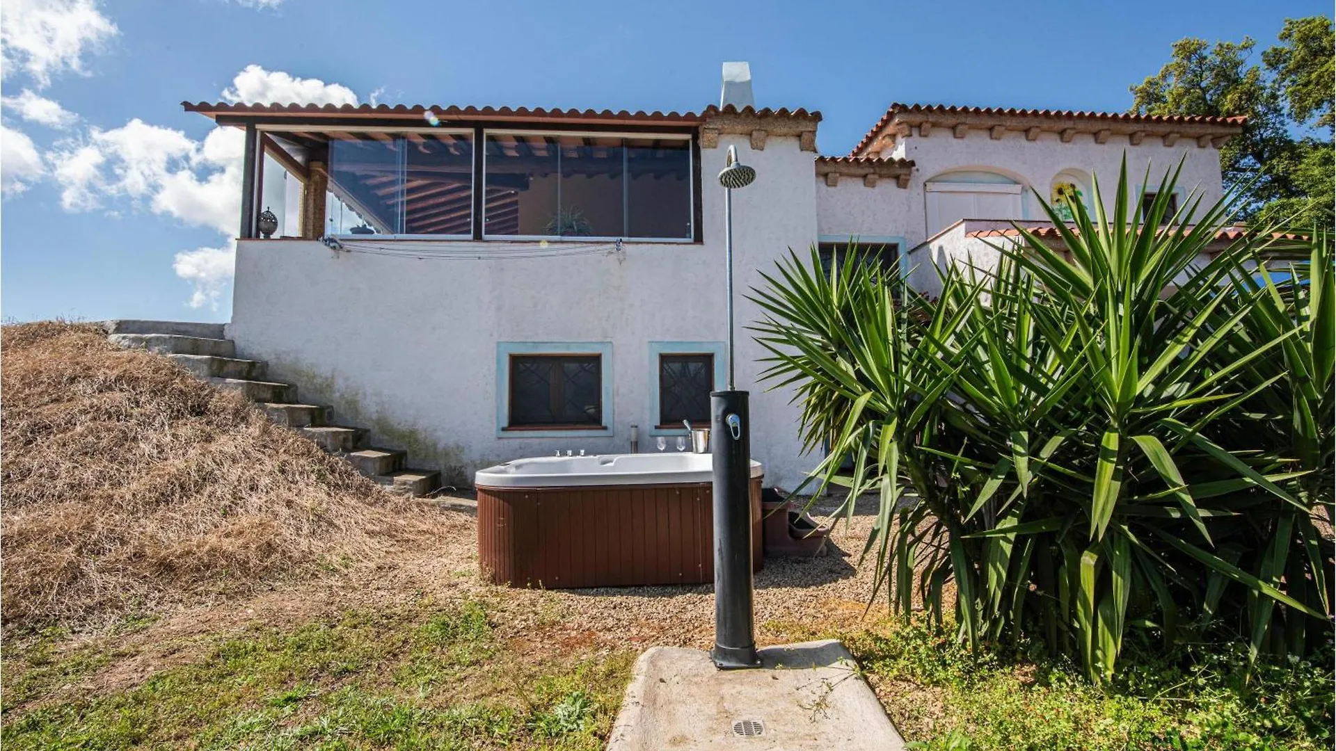 Apartamento La Sciumara With Beach Access - Happy Rentals Cannigione Itália