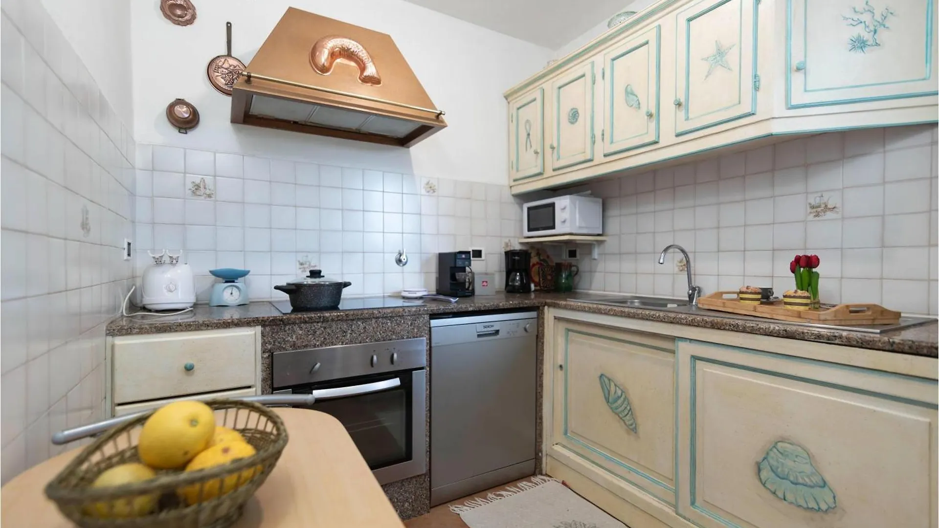 La Sciumara With Beach Access - Happy Rentals كانّيجوني 0*,